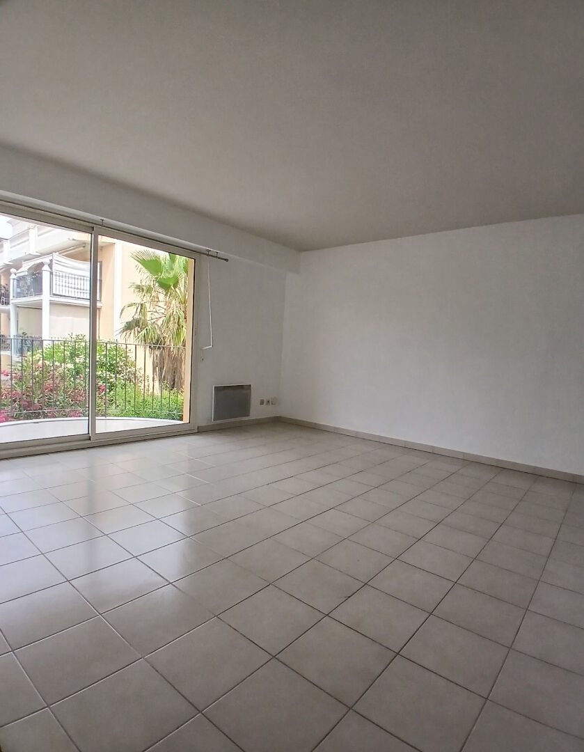 Appartement à louer, 41m², Saint-Raphaël