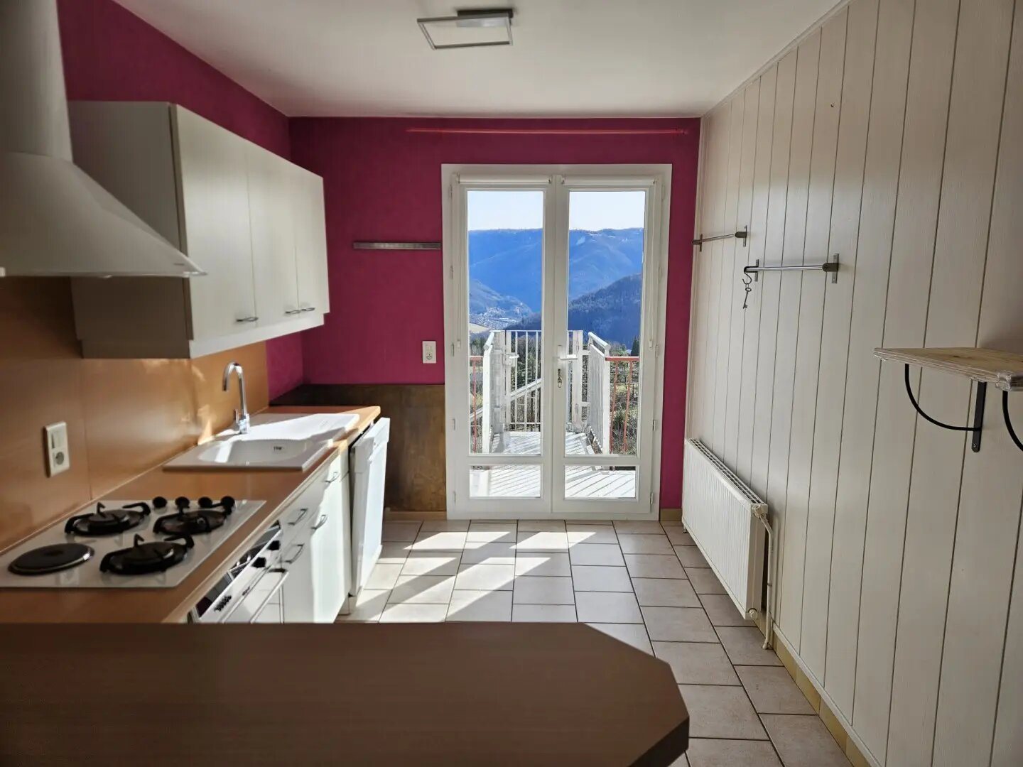 Maison à vendre, 176m², Avignon-lès-Saint-Claude