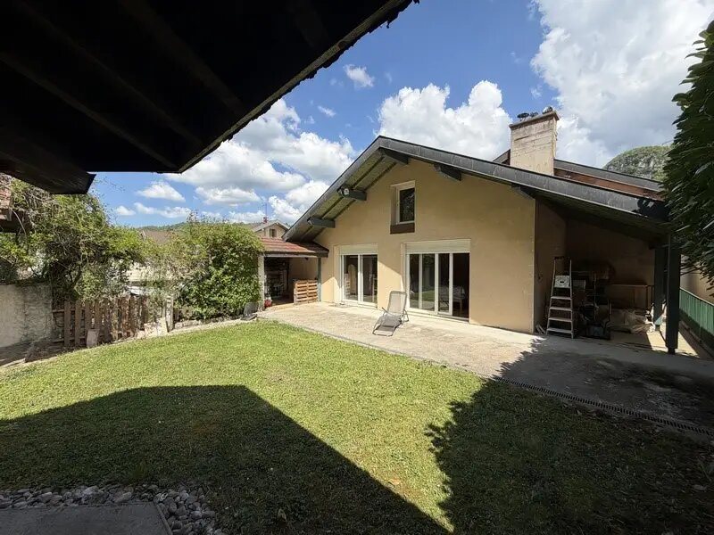 Maison à vendre, 180m², Moirans-en-Montagne