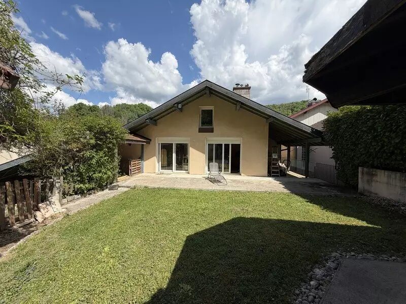 Maison à vendre, 180m², Moirans-en-Montagne