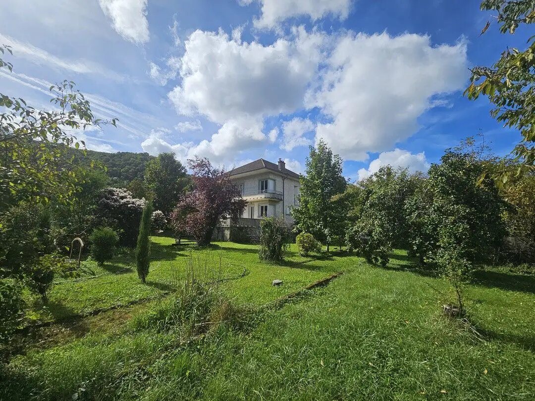 Maison à vendre, 170m², Vaux-lès-Saint-Claude