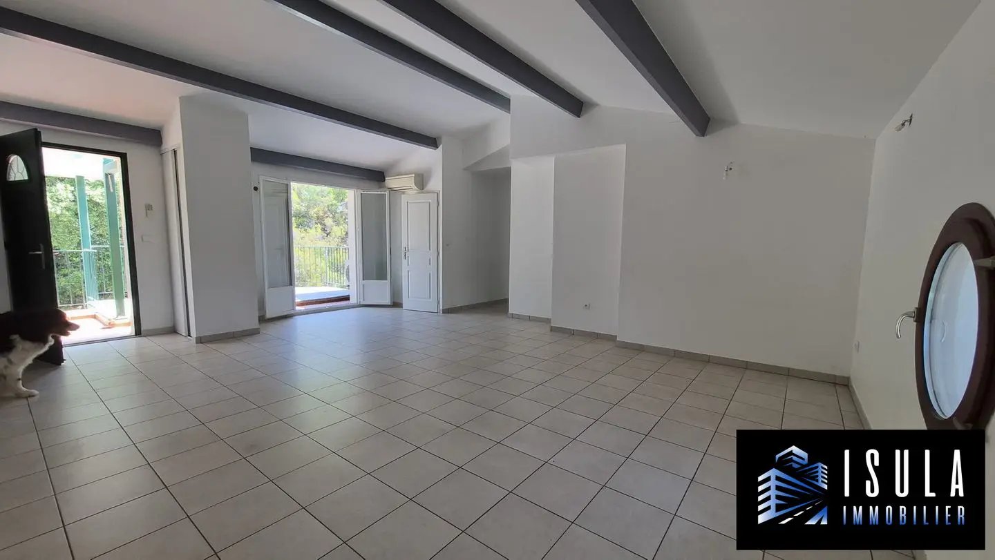 Appartement à louer, 90m², Cauro