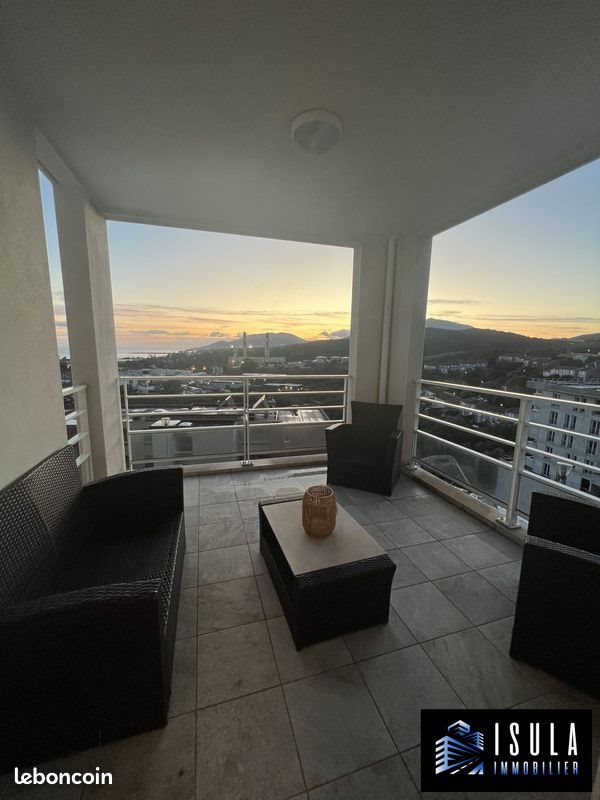 Appartement à louer, 52m², Ajaccio