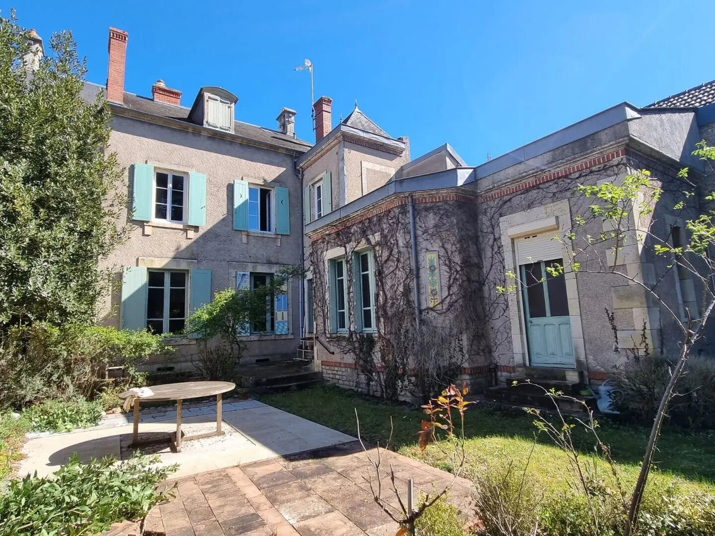 Maison à vendre, 320m², Saint-Amand-Montrond