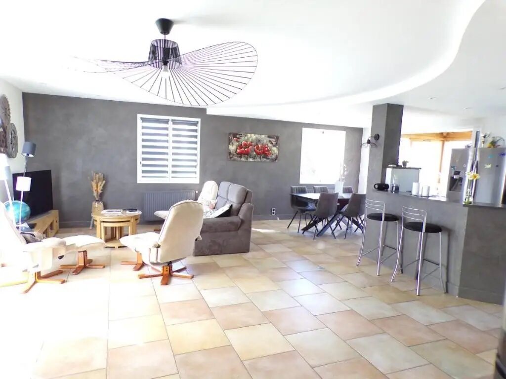 Maison à vendre, 159m², Mesnard-la-Barotière