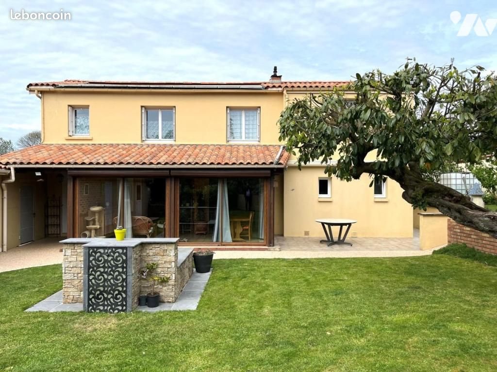 Maison à vendre, 140m², Cerizay
