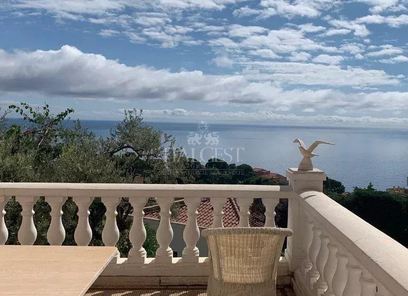Maison à vendre, 258m², Cap-d'Ail