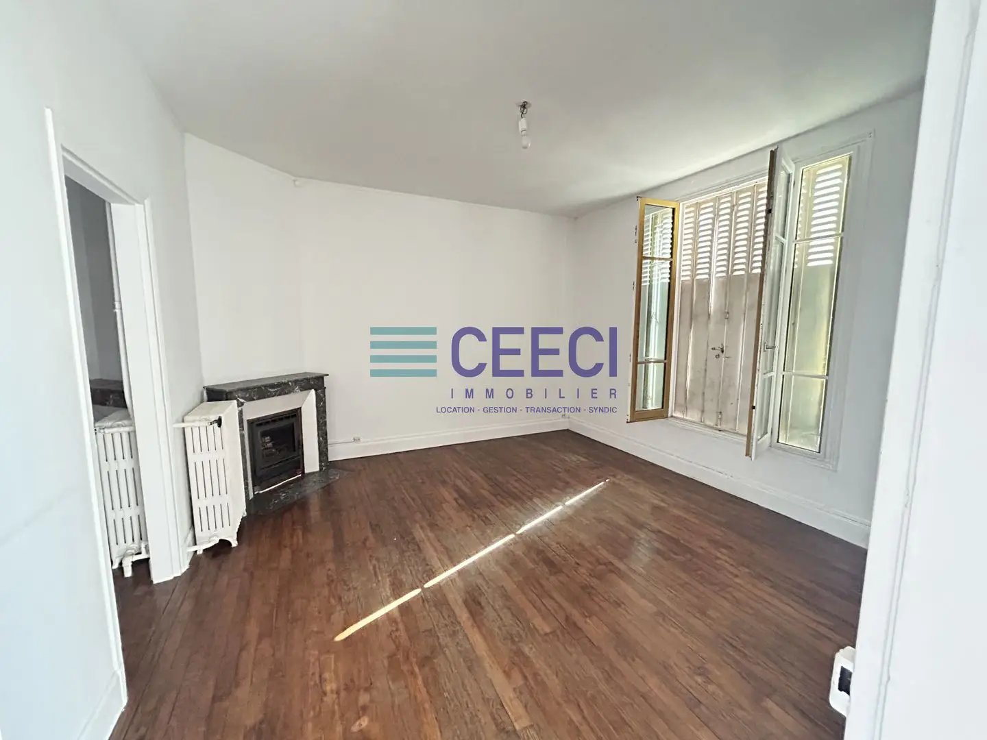 Maison à louer, 144m², Vauxbuin