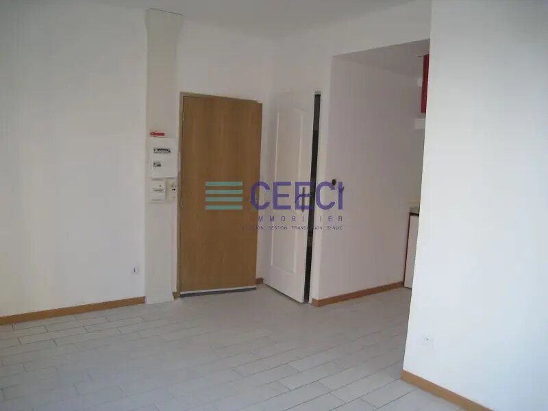 Appartement à louer, 21m², Belleu