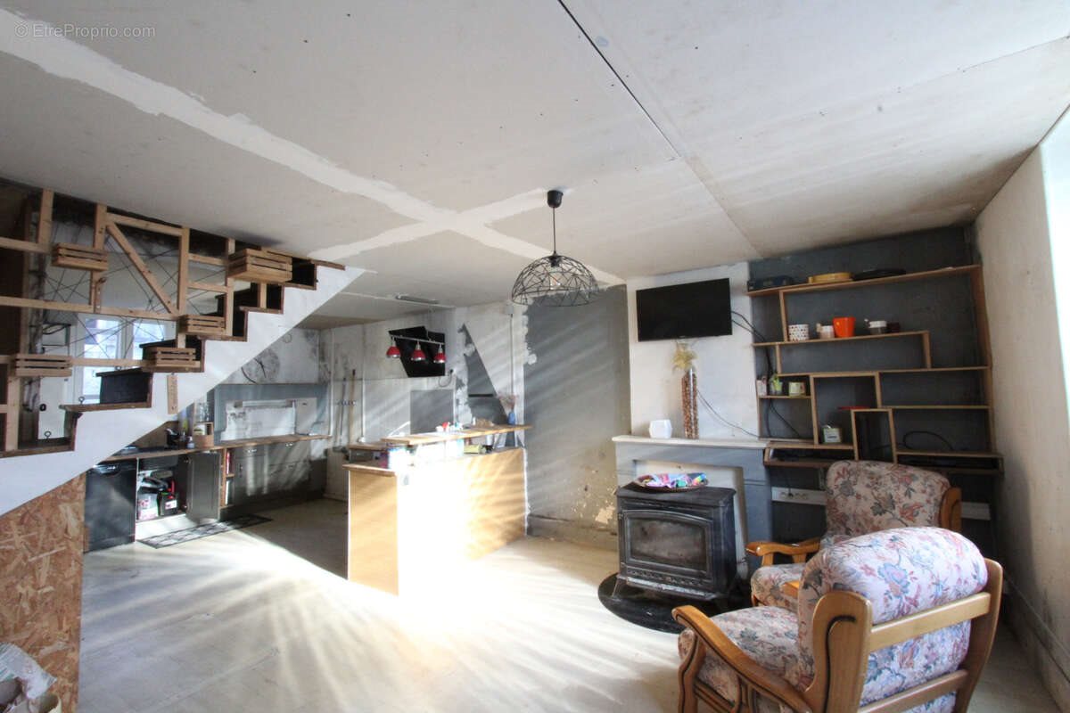 Maison à vendre, 116m², Mesves-sur-Loire