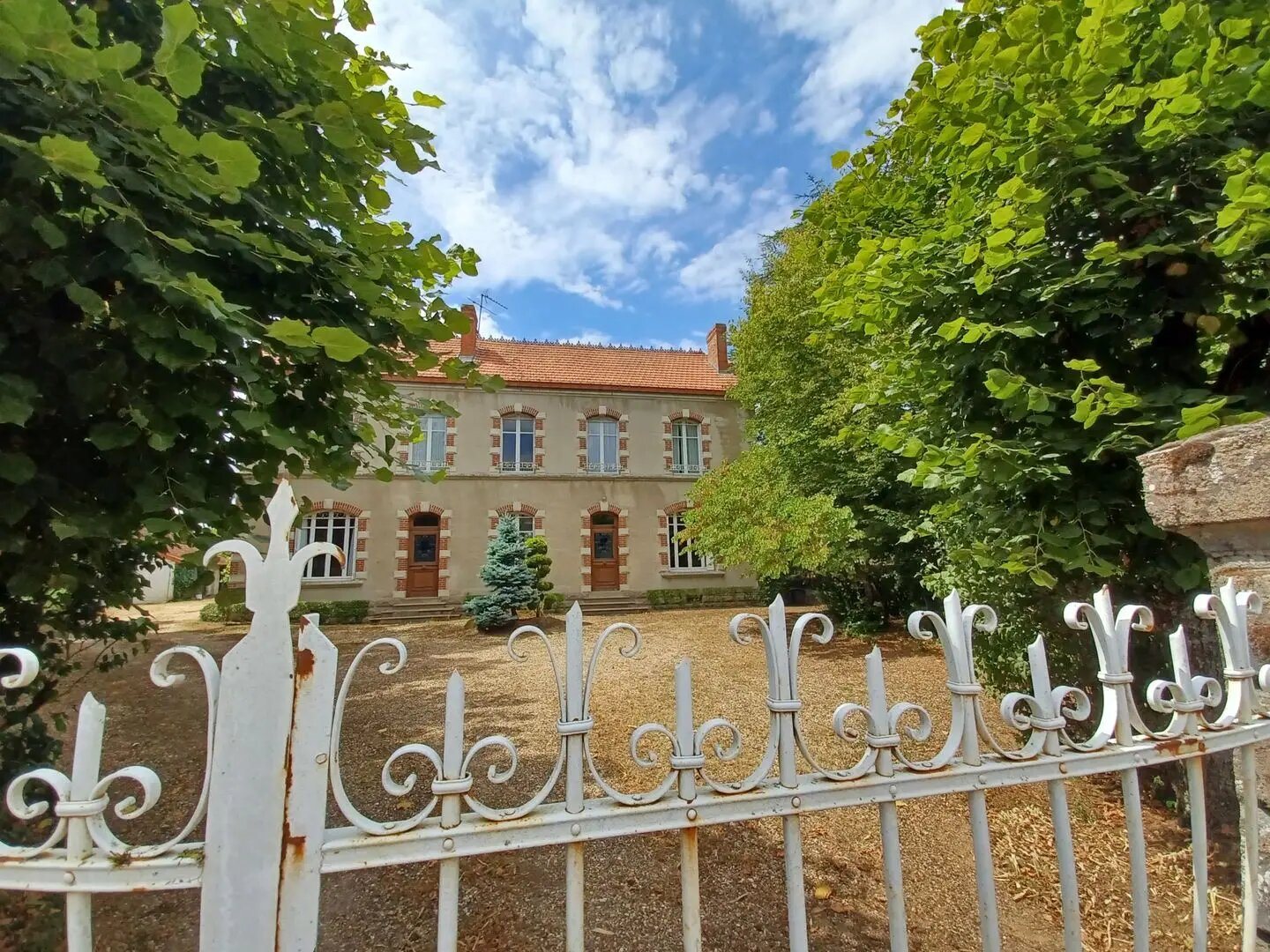 Maison à vendre, 209m², Sancergues
