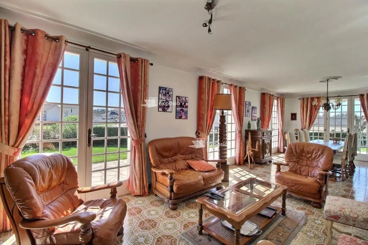 Maison à vendre, 221m², Morlaàs