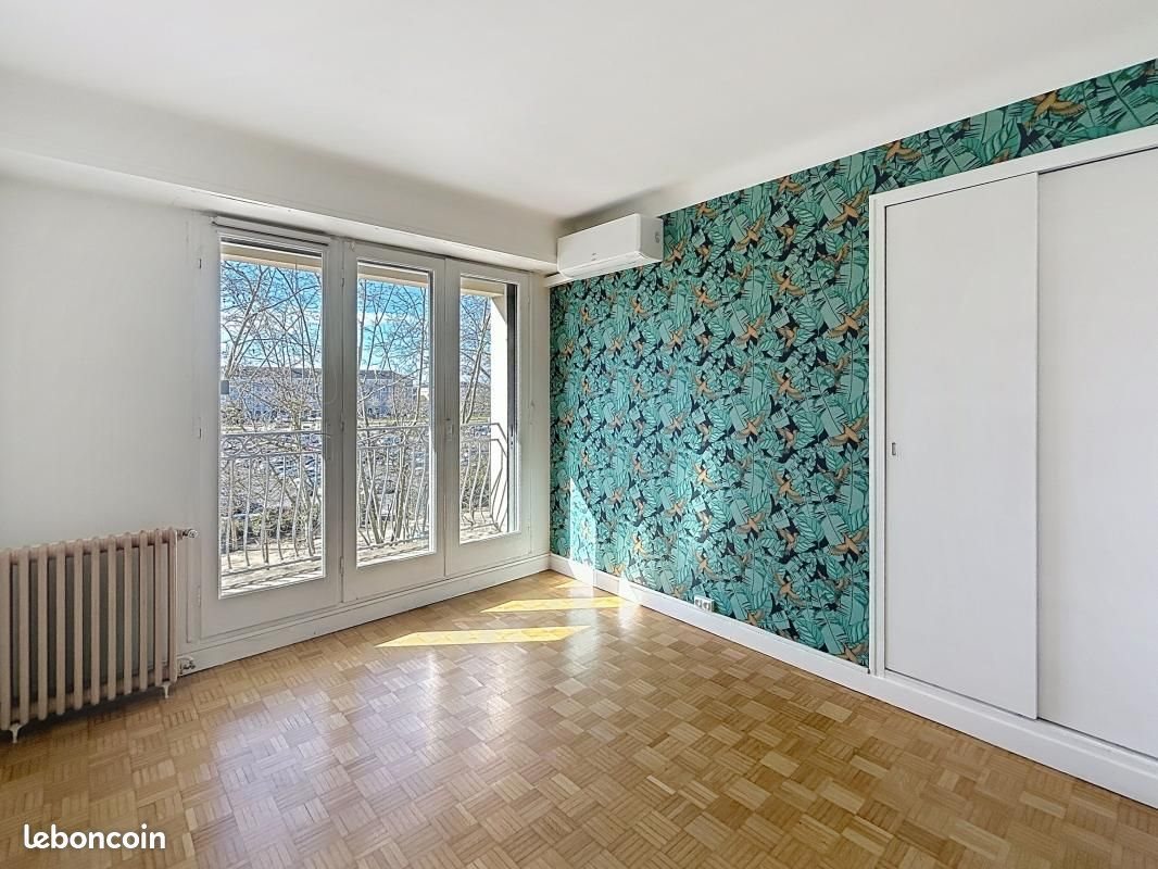 Appartement à louer, 141m², Pau