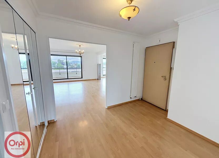Appartement à louer, 117m², Pau