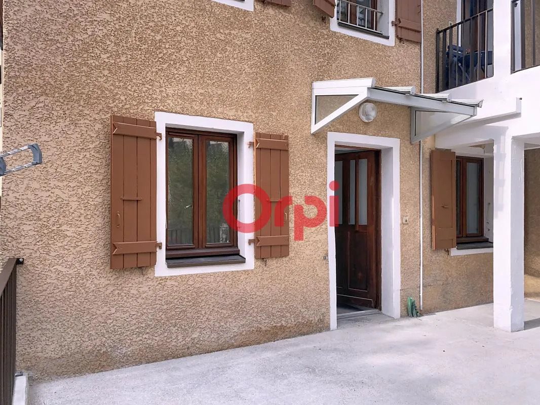 Appartement à louer, 40m², La Roche-sur-Foron