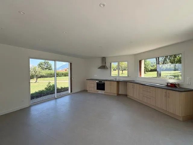 Maison à louer, 139m², Neydens