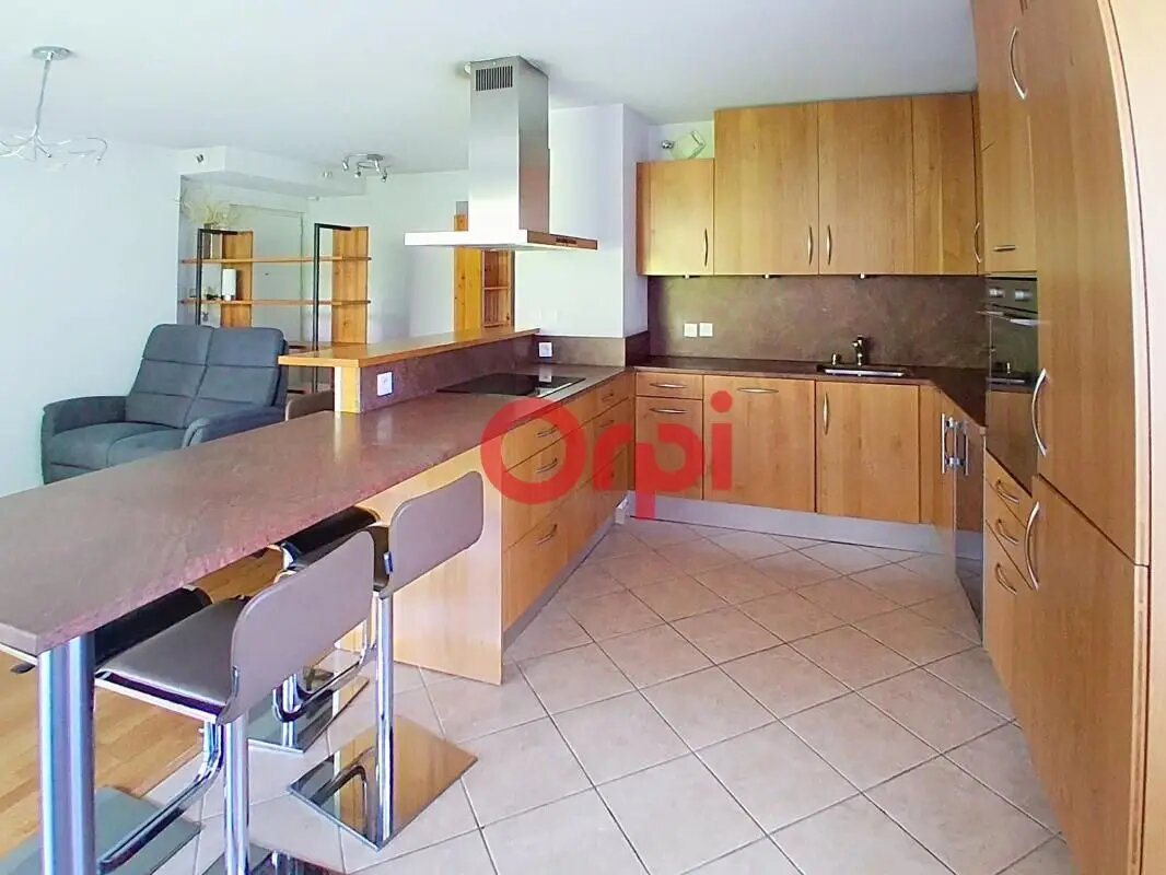 Appartement à louer, 64m², Bossey