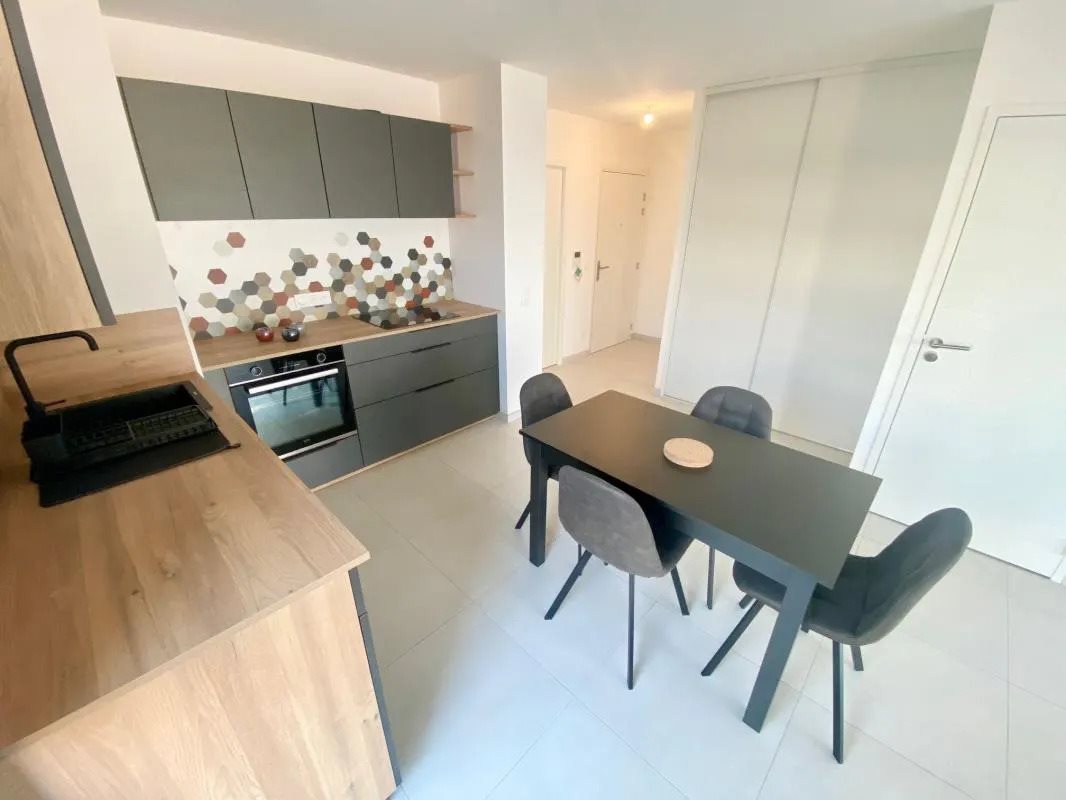 Appartement à louer, 63m², Archamps