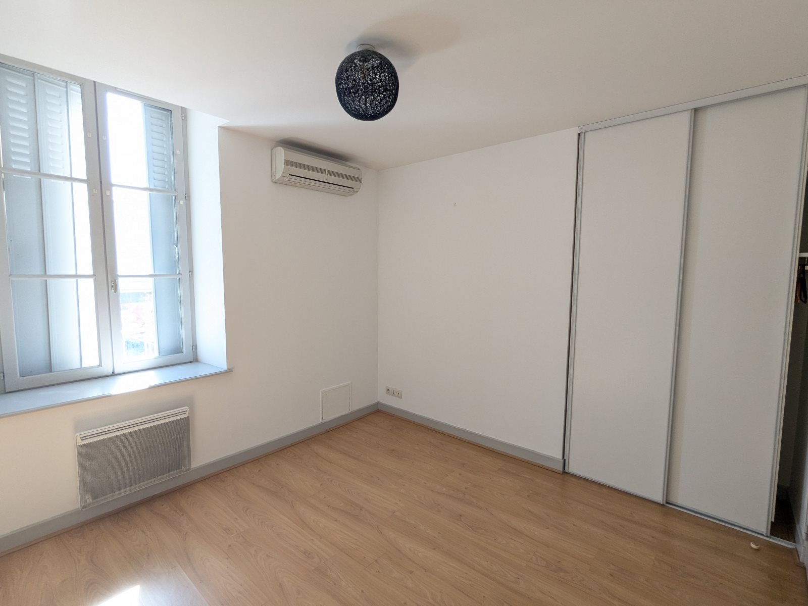 Appartement à louer, 3m², Issoudun
