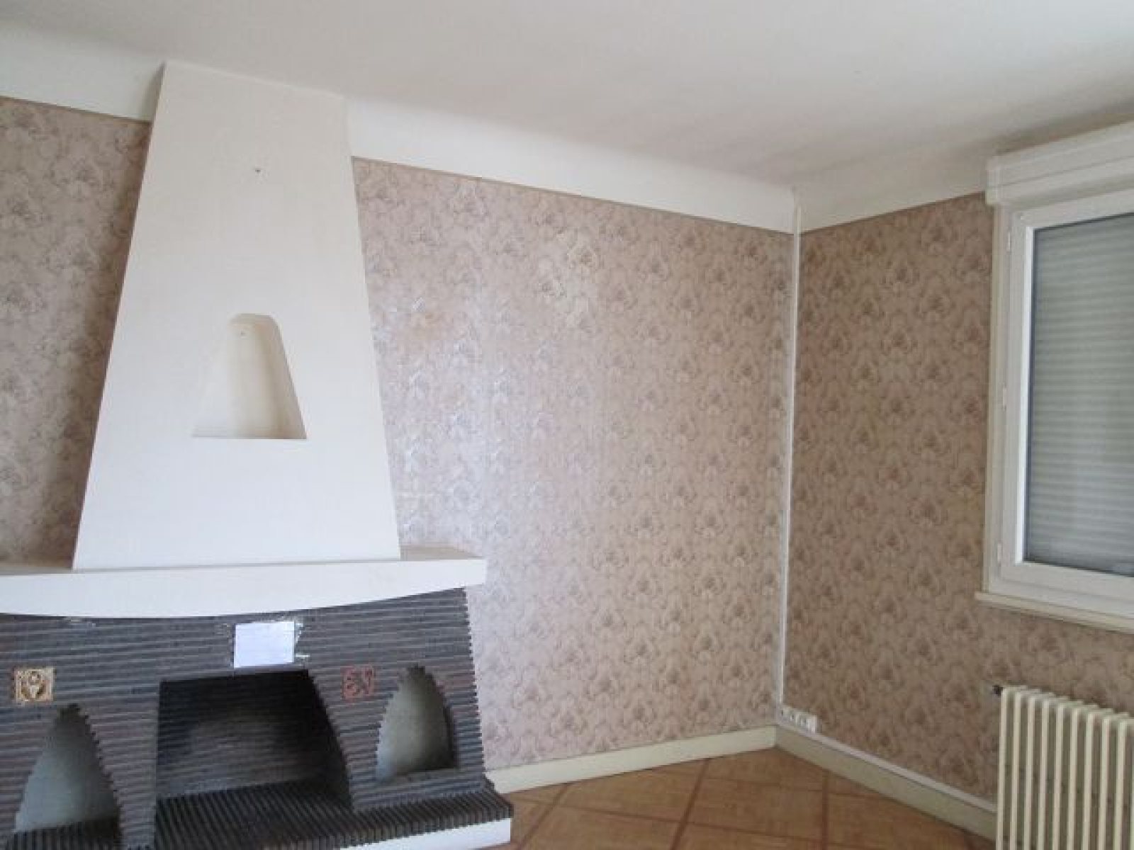 Maison à vendre, 4m², Issoudun