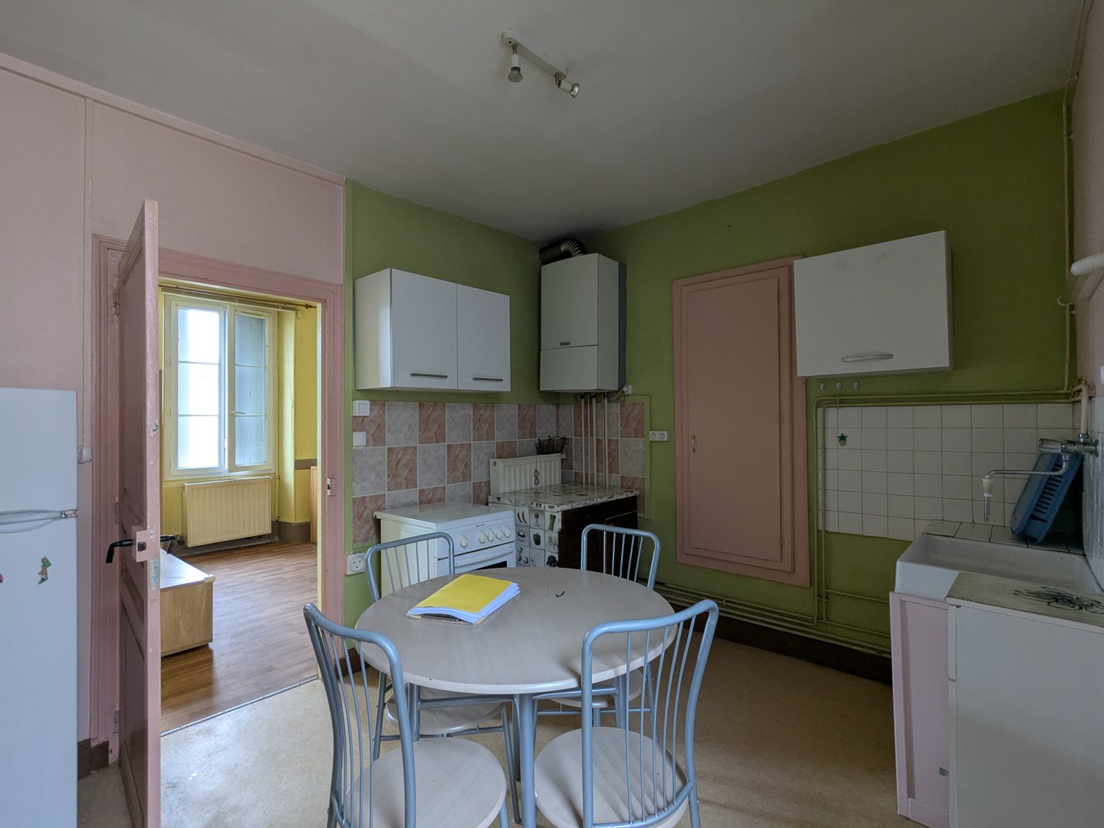 Appartement à louer, 2m², Issoudun