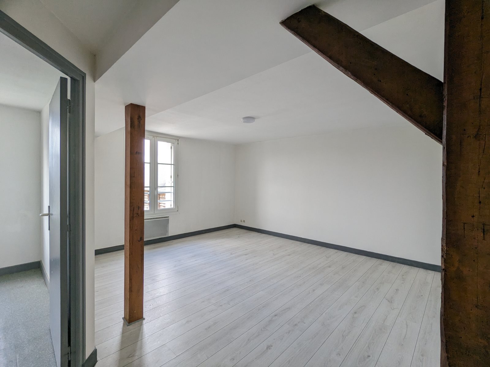 Appartement à louer, 64m², Issoudun