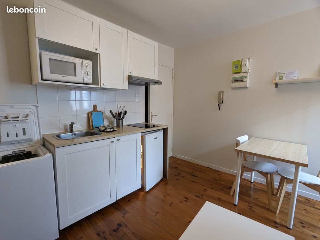 Appartement à louer, 18m², Issoudun
