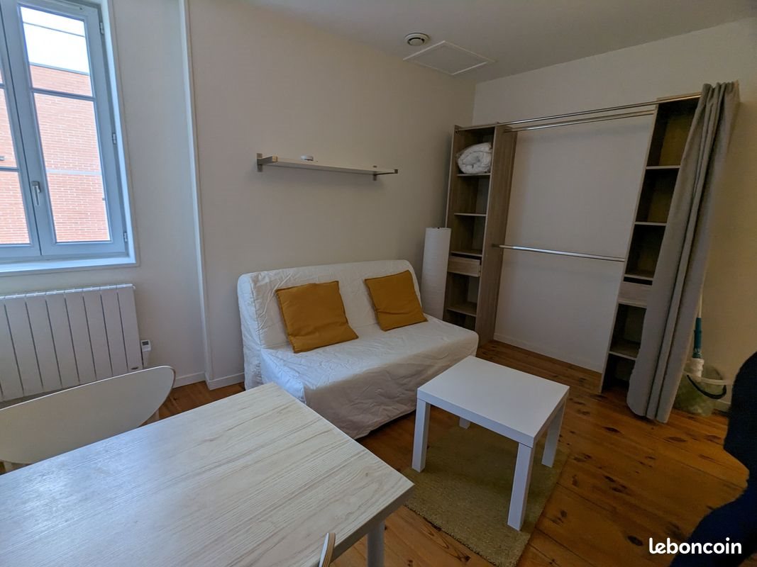 Appartement à louer, 18m², Issoudun