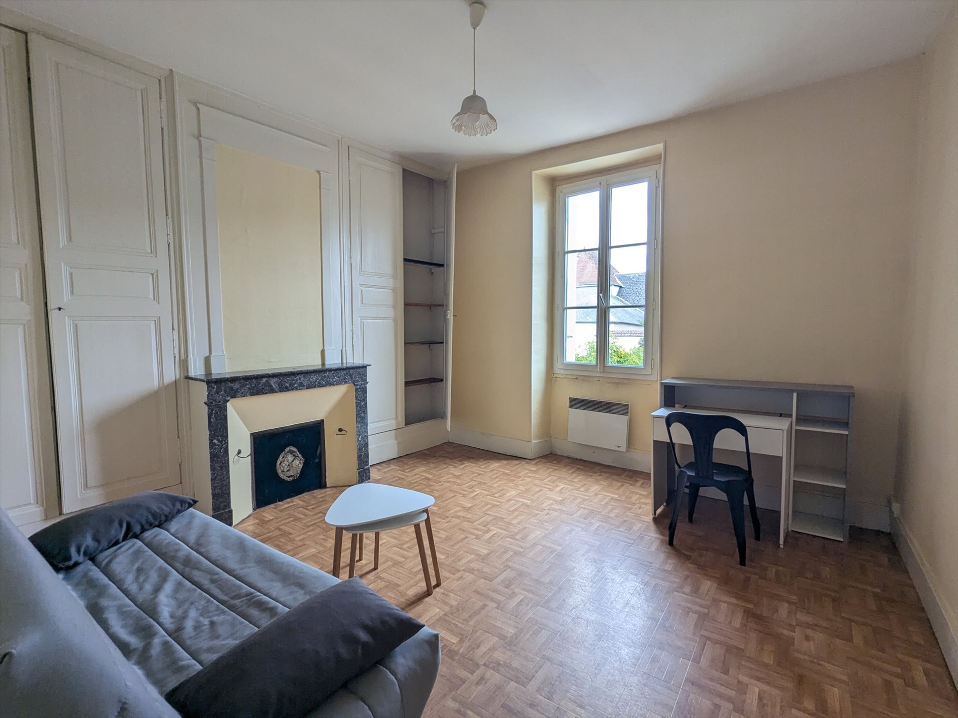 Maison à louer, 1m², Issoudun