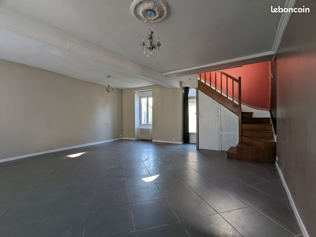 Maison à louer, 91m², Issoudun