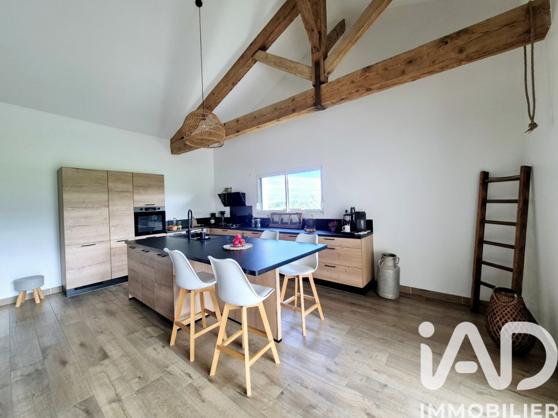 Maison à vendre, 145m², Bésayes
