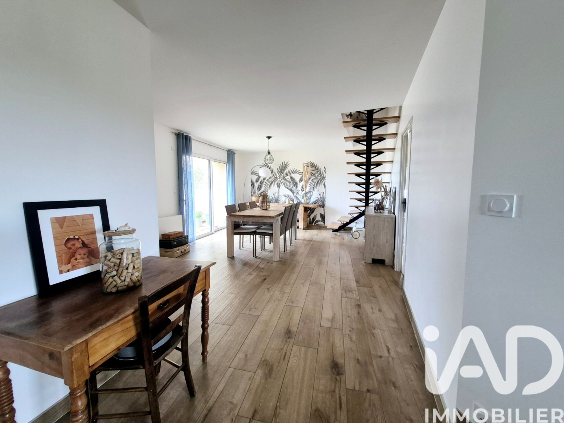 Maison à vendre, 145m², Bésayes