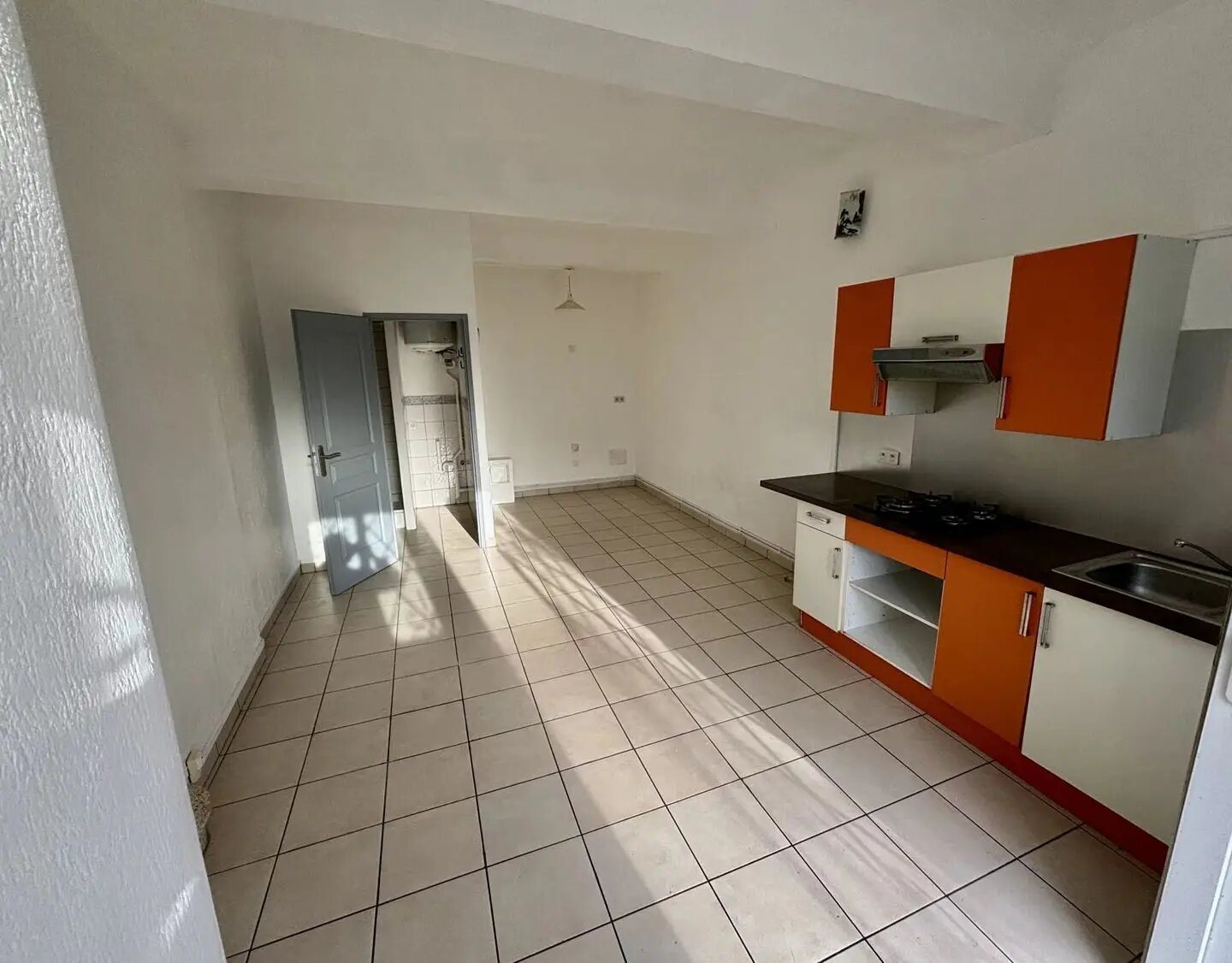 Appartement à louer, 25m², Arles