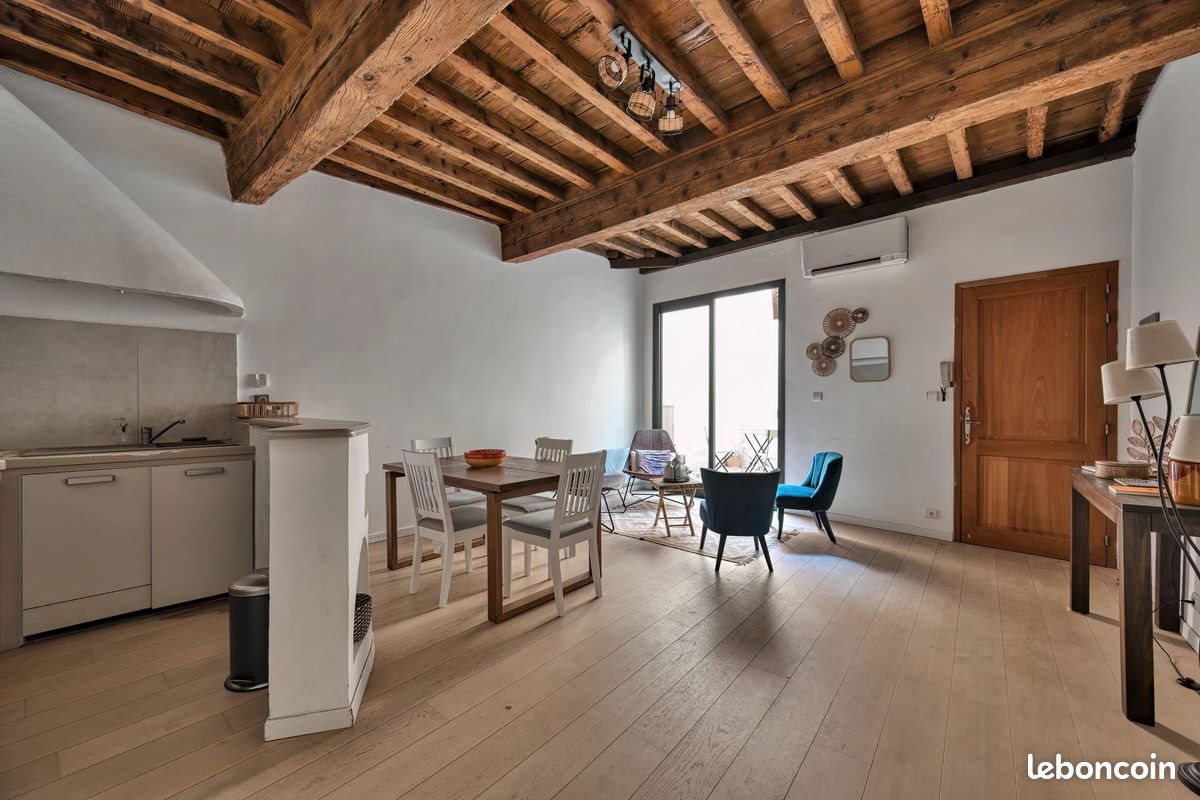 Appartement à vendre, 70m², Arles