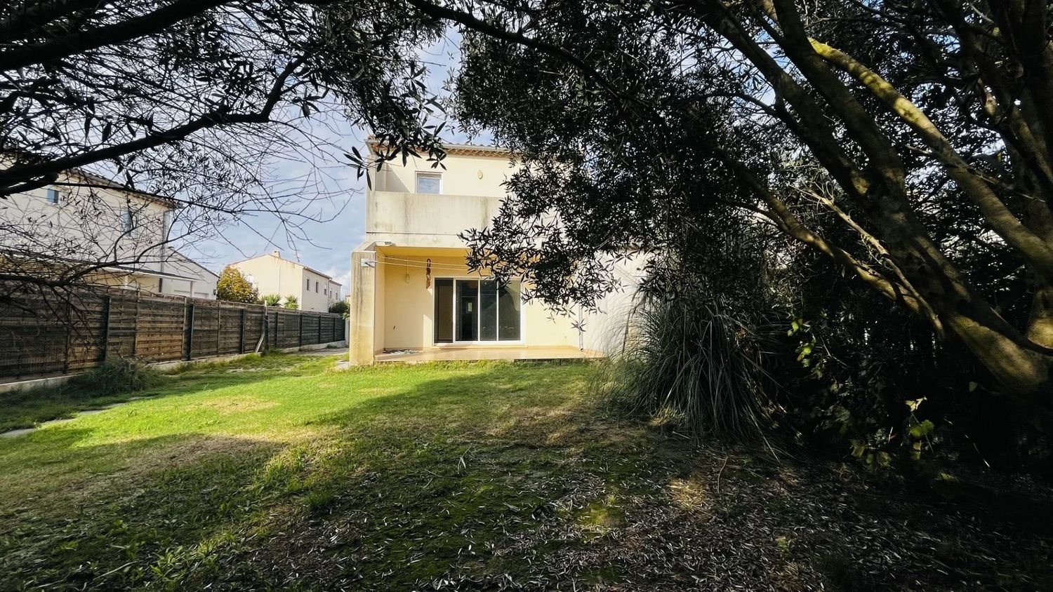 Maison à louer, 109m², Arles