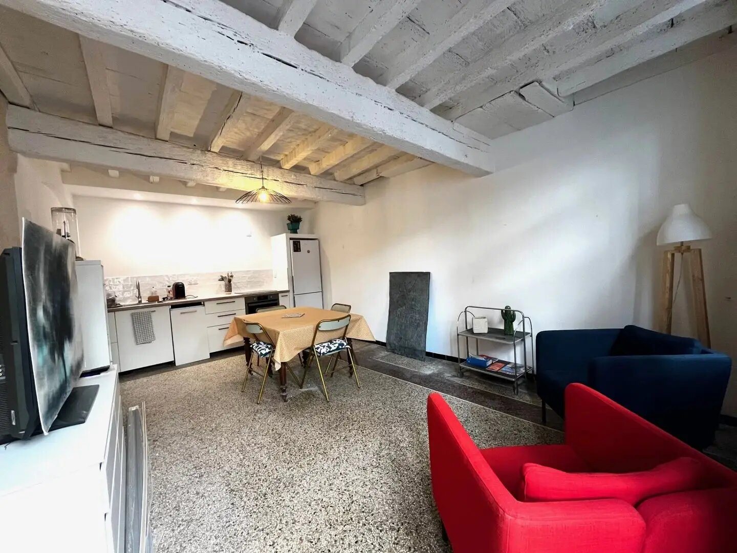 Maison à louer, 70m², Arles