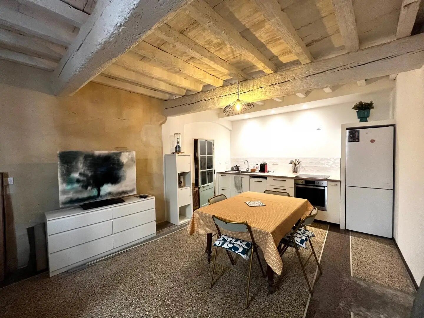 Maison à louer, 70m², Arles