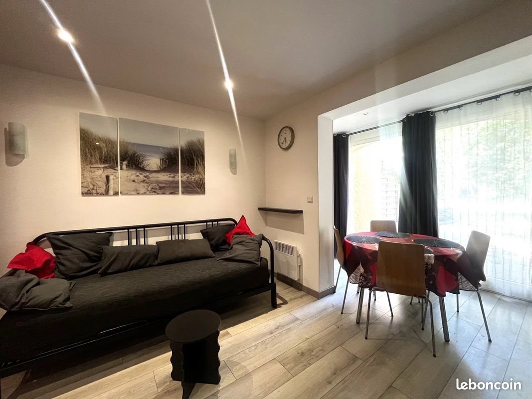 Appartement à louer, 30m², Arles
