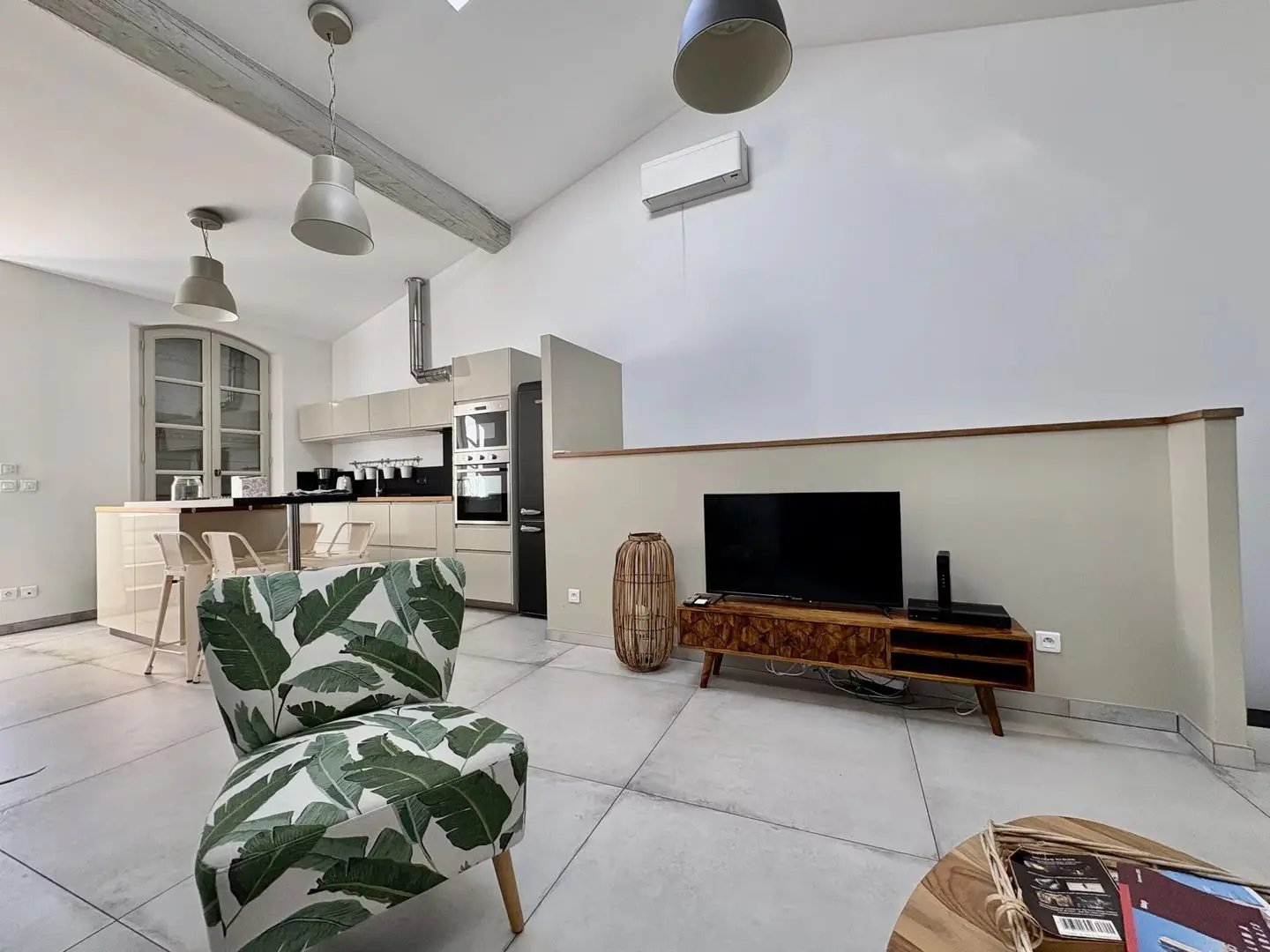 Appartement à louer, 75m², Arles