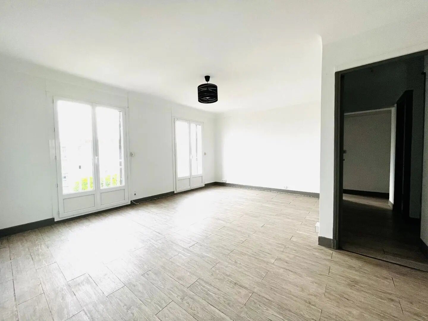 Appartement à louer, 77m², Arles