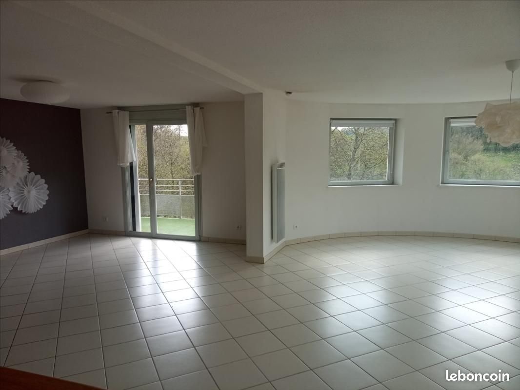 Appartement à louer, 175m², Boult