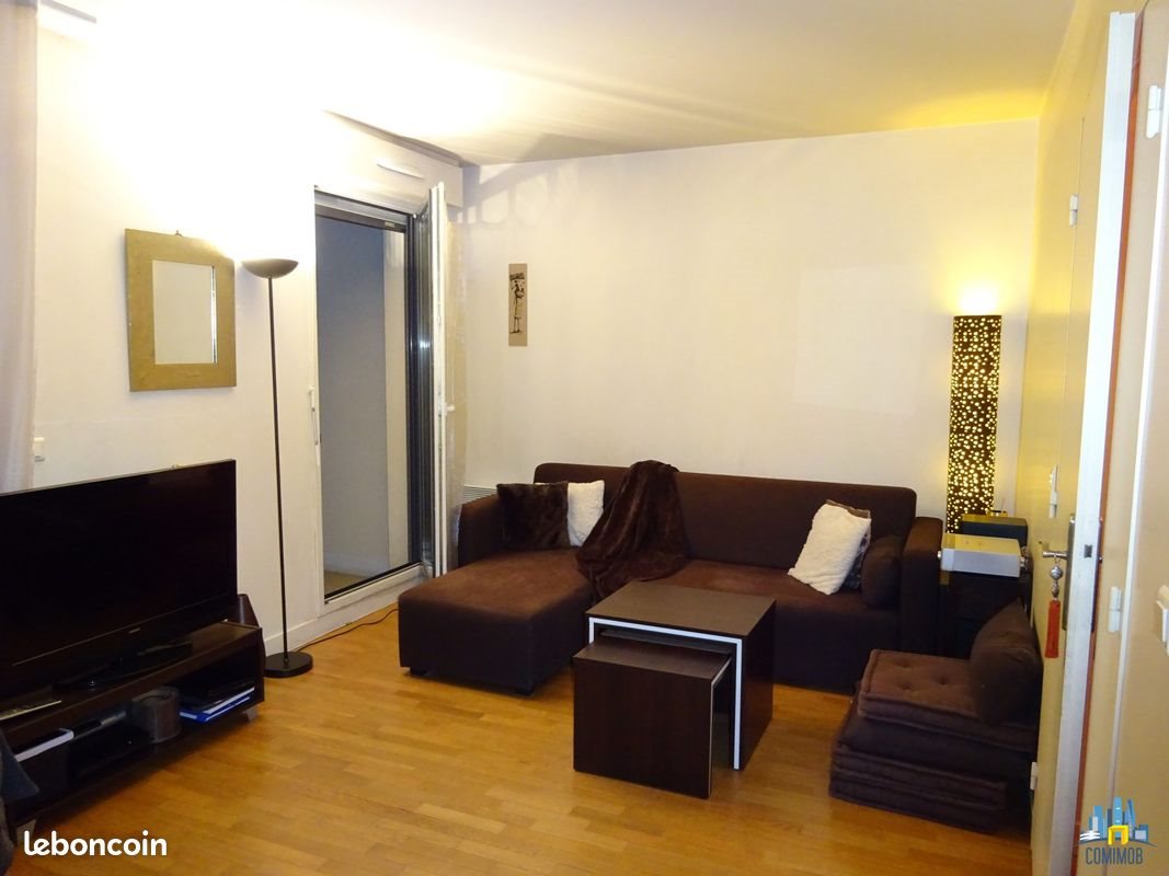 Appartement à louer, 25m², Courbevoie