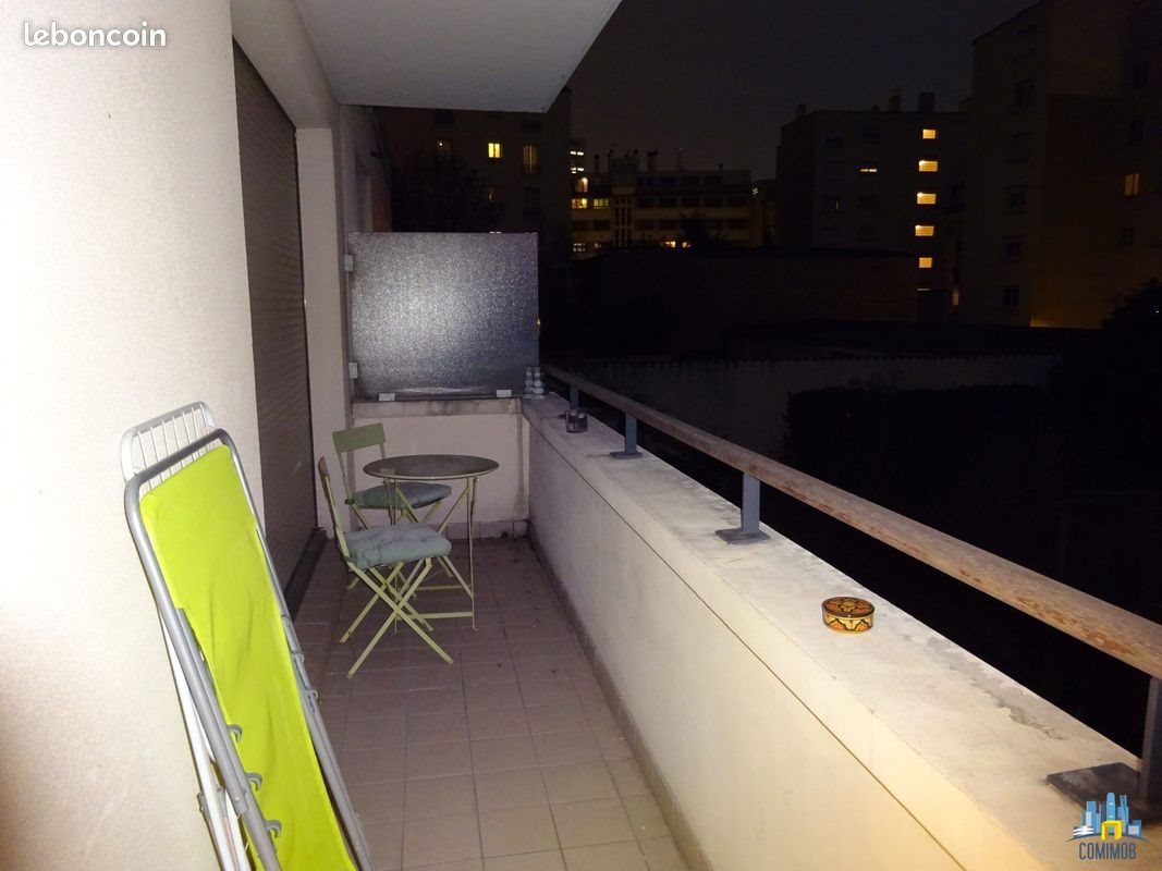 Appartement à louer, 25m², Courbevoie