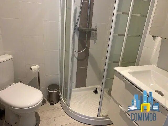 Appartement à louer, 42m², Courbevoie