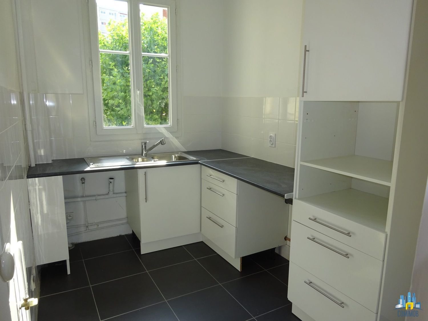 Appartement à louer, 80m², Courbevoie