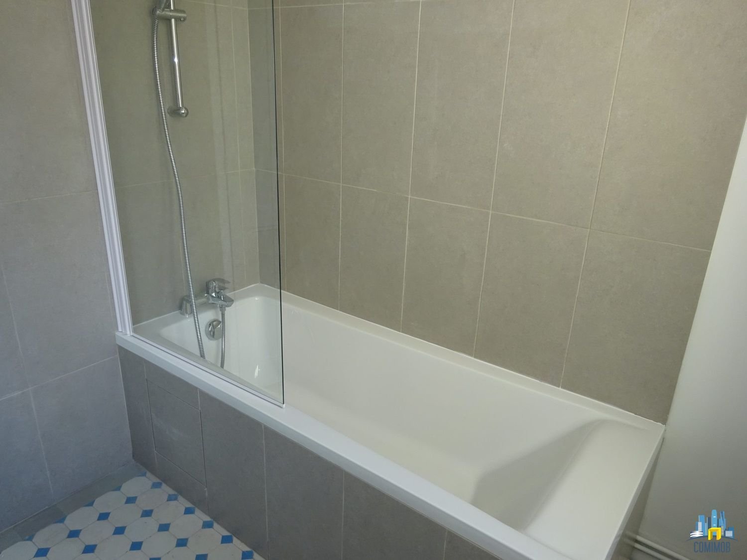 Appartement à louer, 80m², Courbevoie