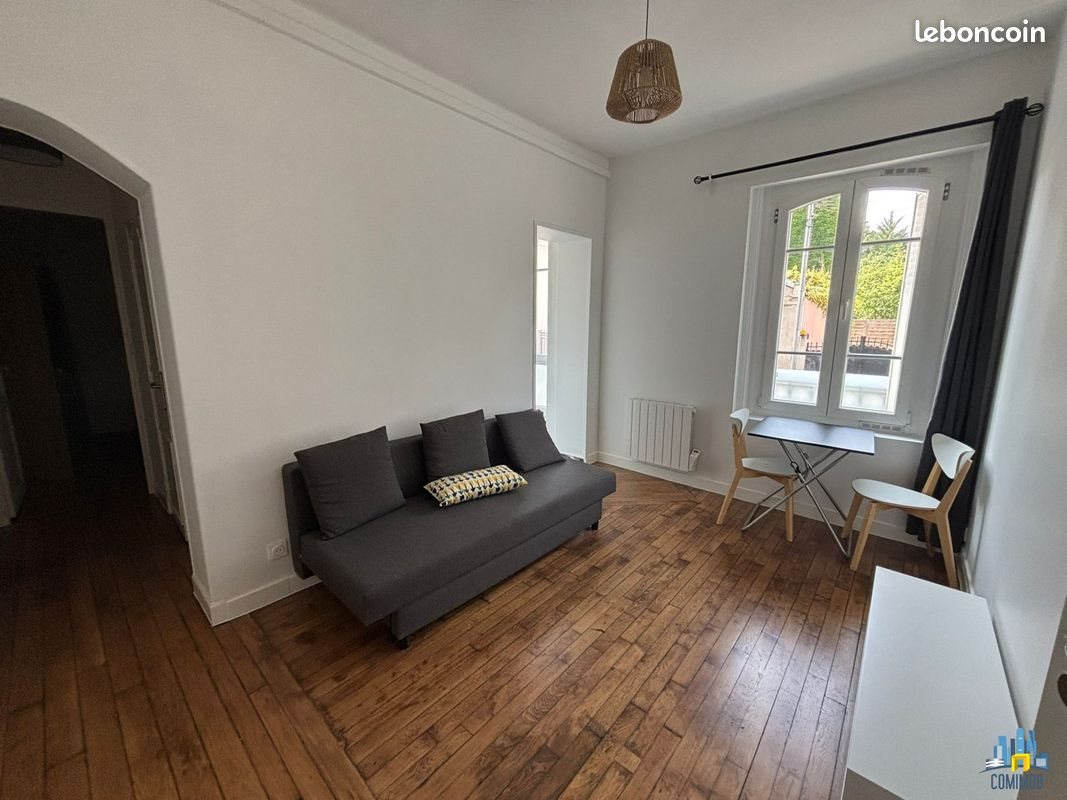 Appartement à louer, 32m², Courbevoie