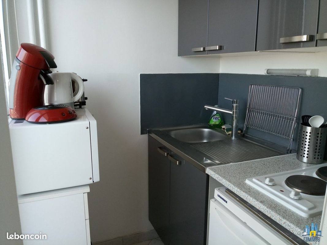 Appartement à louer, 18m², Courbevoie