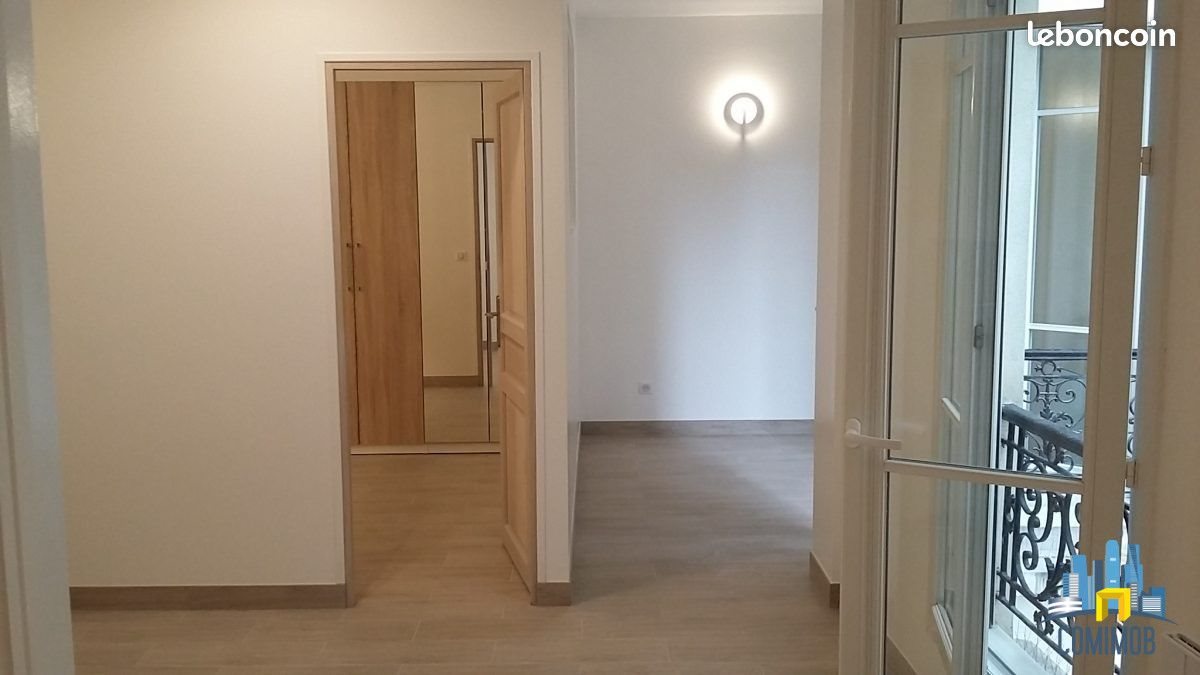 Appartement à louer, 34m², Courbevoie