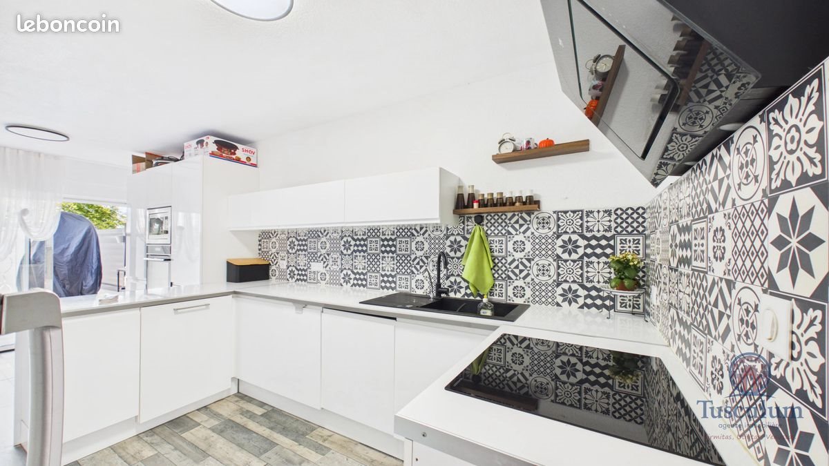 Maison à vendre, 102m², Uckange